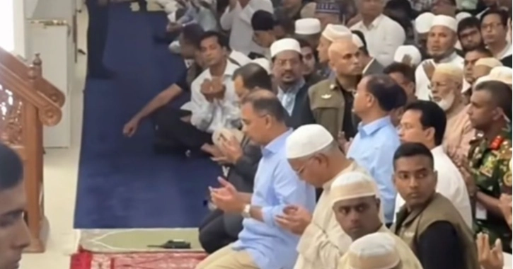 PM joins doa mahfil for mother of Social Welfare Minister