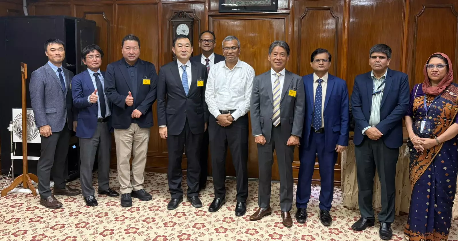 Mitsui & Co delegation meets BB governor