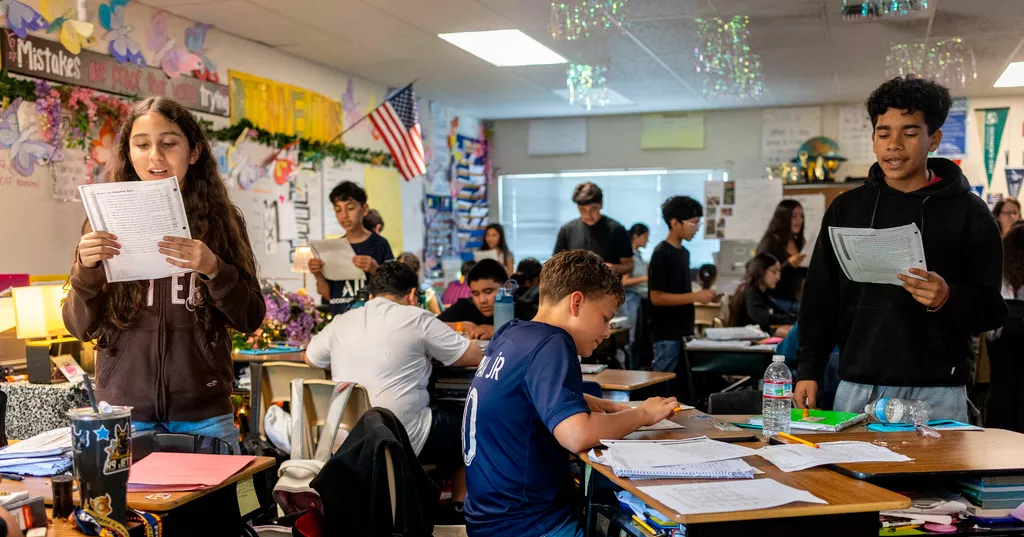 US faces ‘reading recession’ as student test scores continue to decline