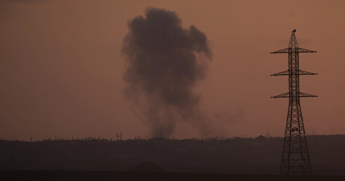 82 Palestinians killed in Gaza, including 38 people waiting for aid, authorities say