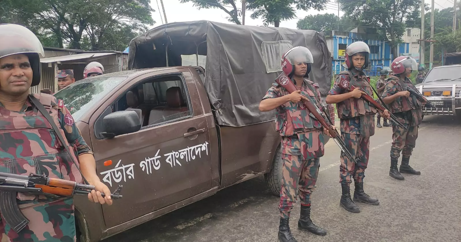 2 platoons of BGB deployed in Faridpur ahead of NCP rally