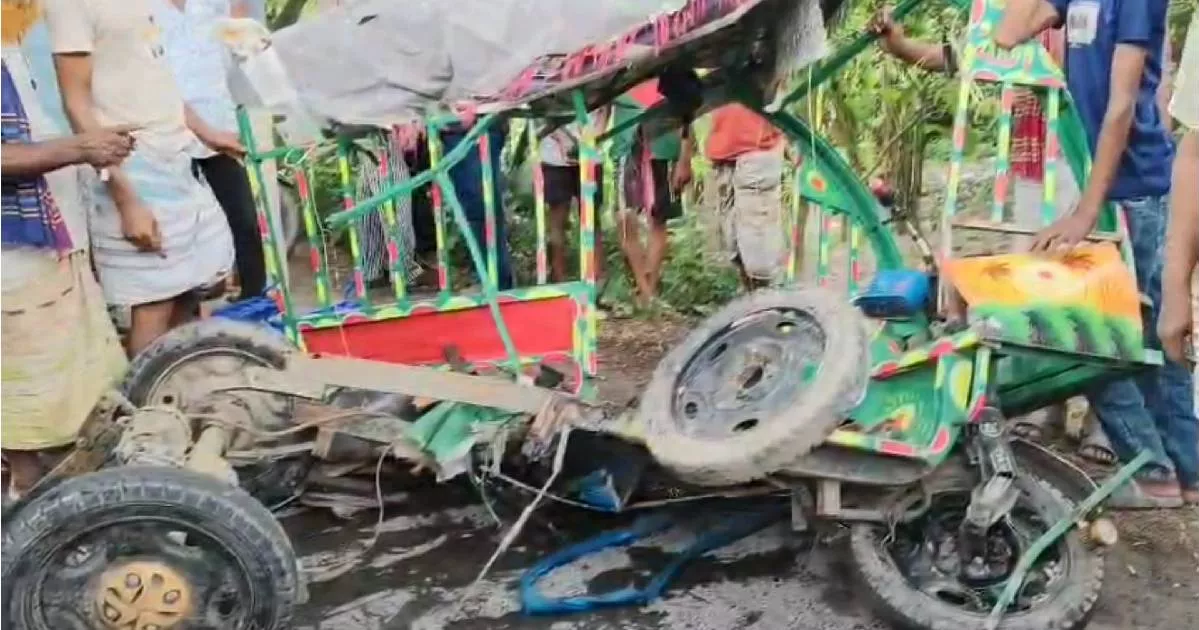 3 killed in Natore road crash