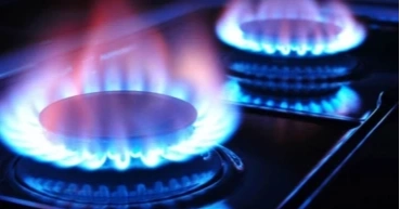 Consumers may face low gas pressure in Dhaka Tuesday, Wednesday