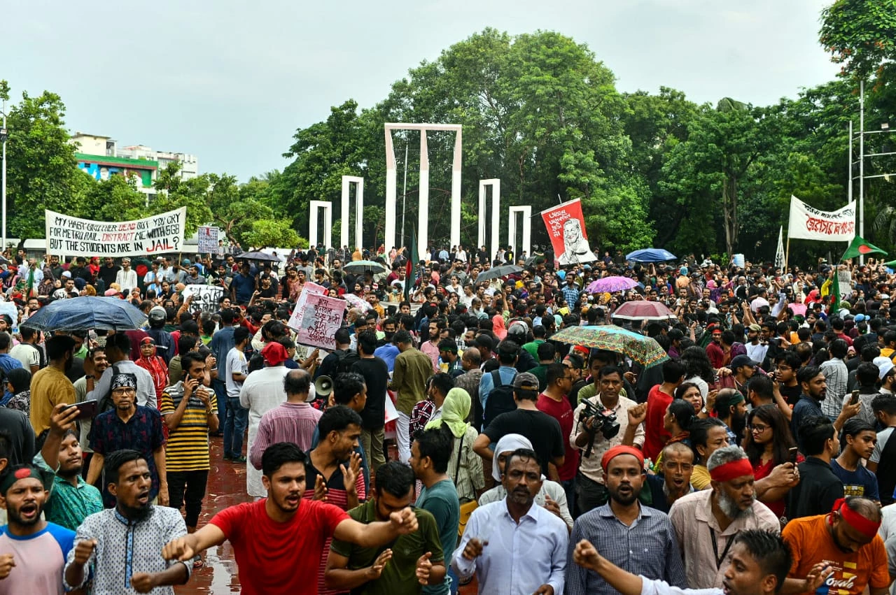 Students declare 'Total non-cooperation movement' from Sunday; march on Saturday