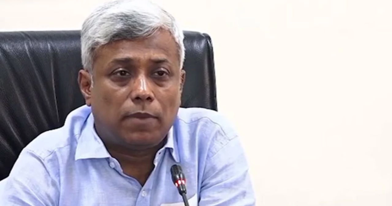 Past regime's wrong decisions left power sector with 12,000 MW overcapacity burden: State Minister