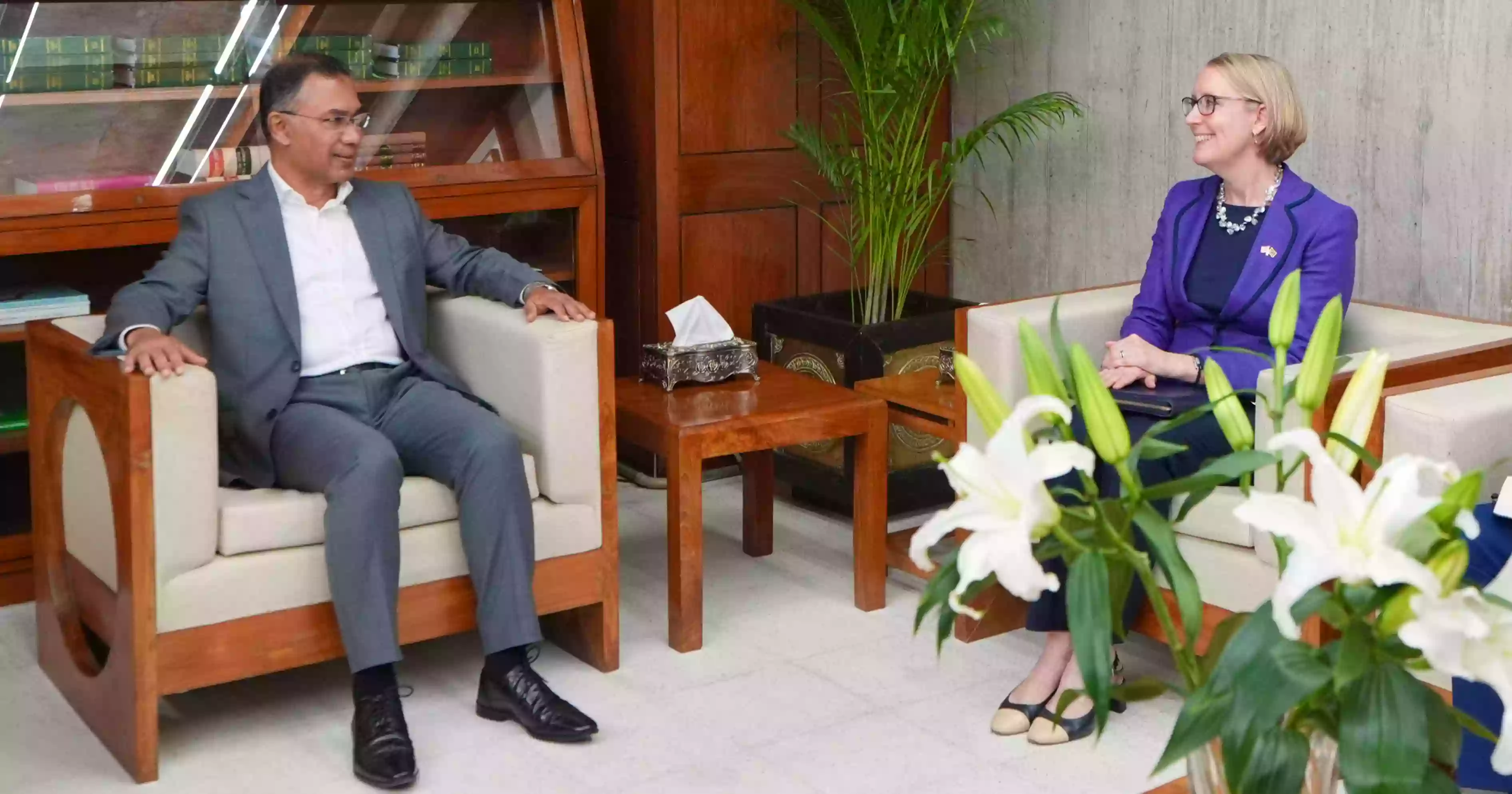 Bangladesh, UK discuss expanding trade, investment