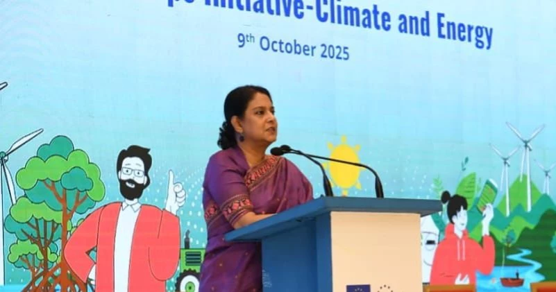 Rizwana calls for stronger international support on climate action, energy transition