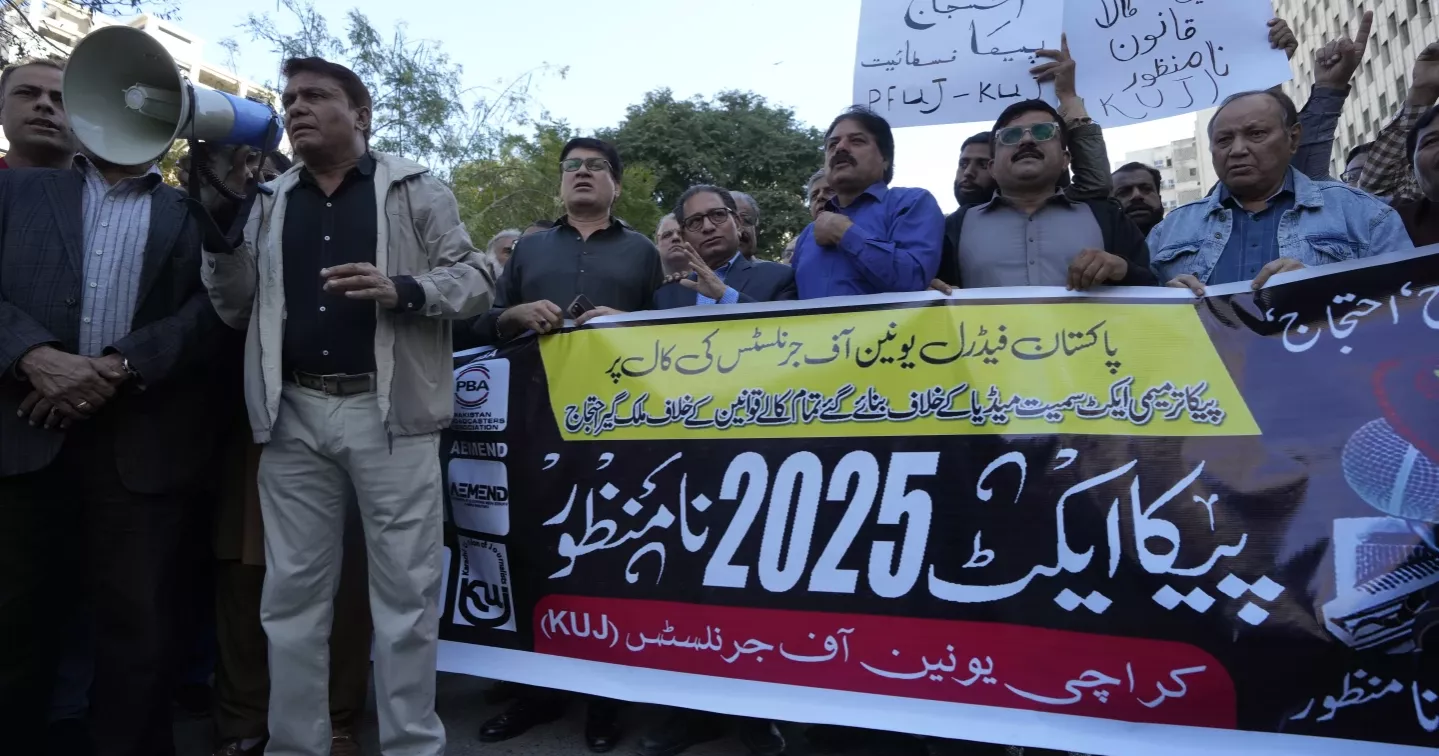 Pakistani journalists protest after Senate passes bill allowing control over social media content