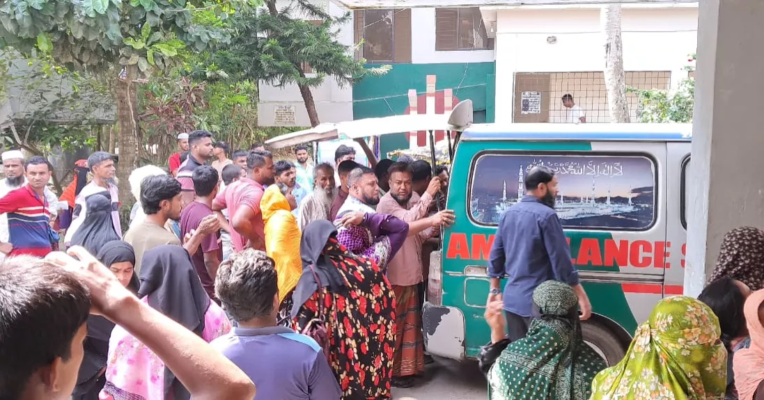Couple killed in Munshiganj road crash