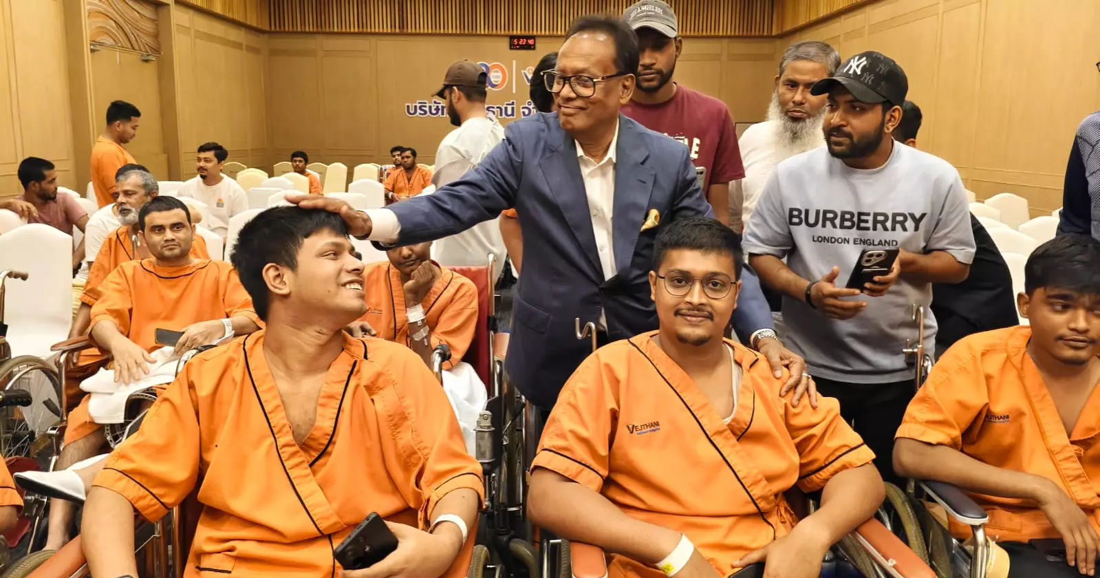 Minister Mahbub Anam visits July Uprising victims receiving treatment in Thailand