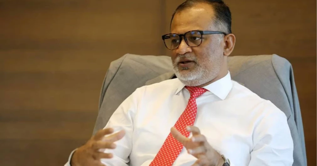 Raiding retailers won’t help, real culprits must be caught: Adviser Bashir