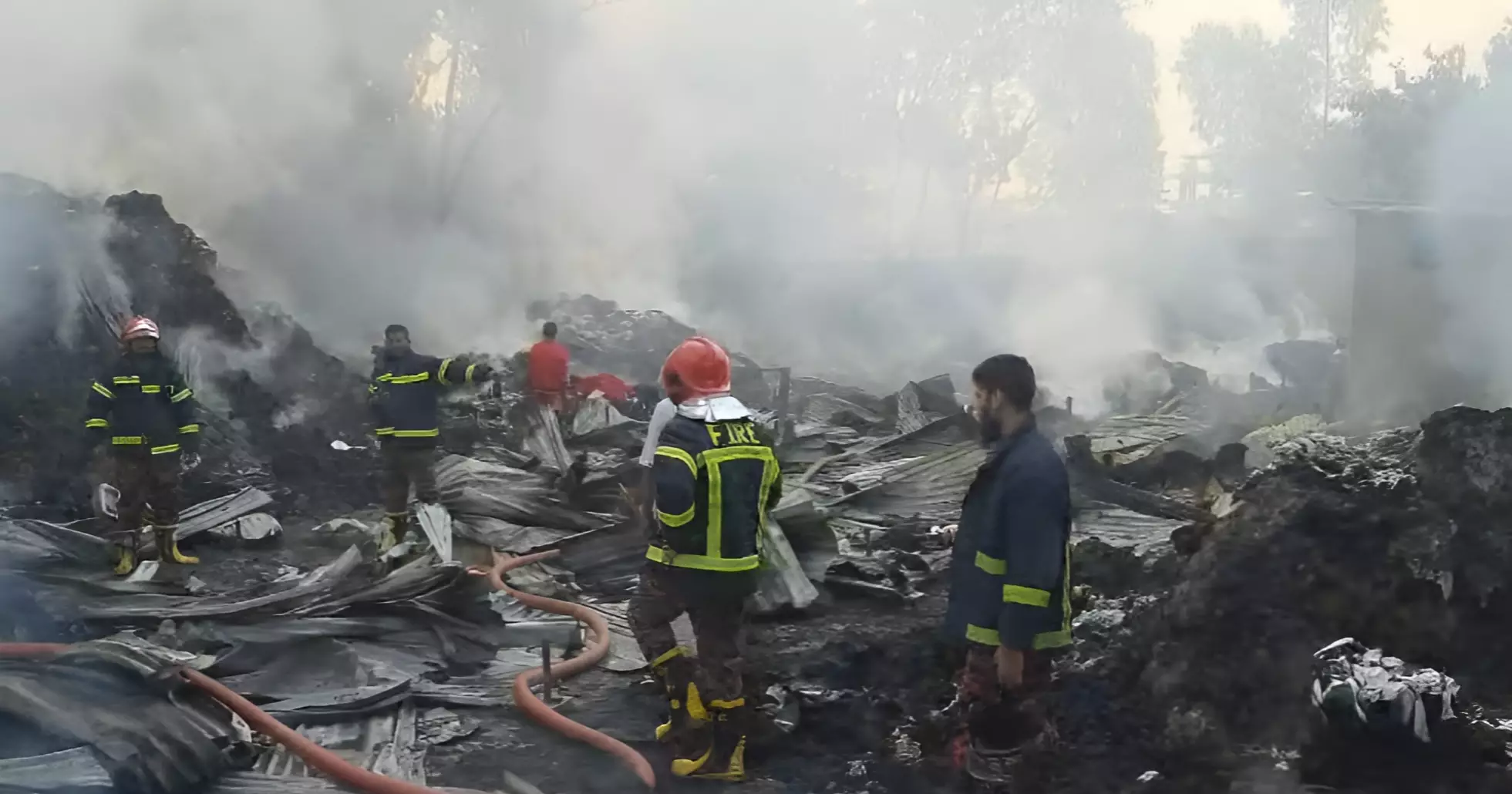 Jhut warehouse gutted in Gazipur fire