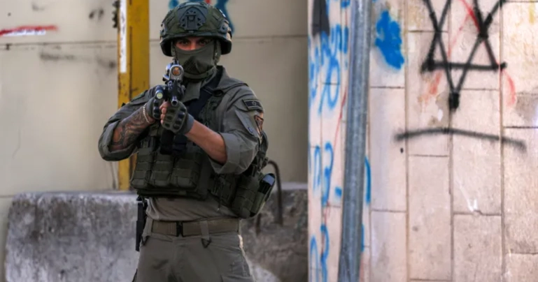 Israeli forces carry out widespread raids, arrests across West Bank
