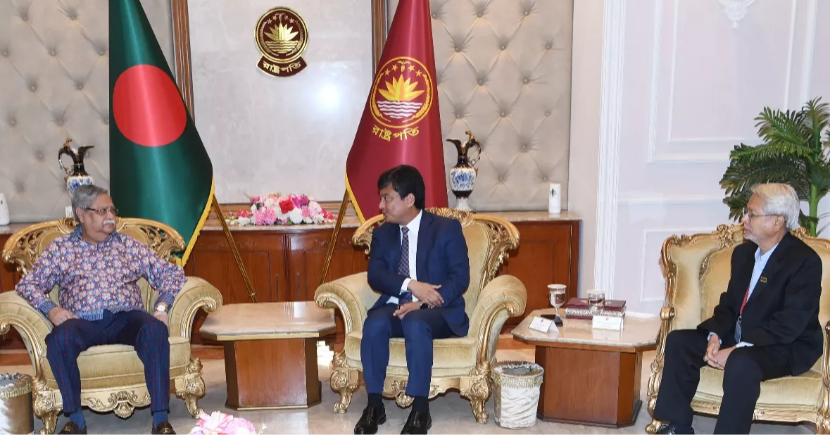 President urges enhanced supervision to improve university education quality