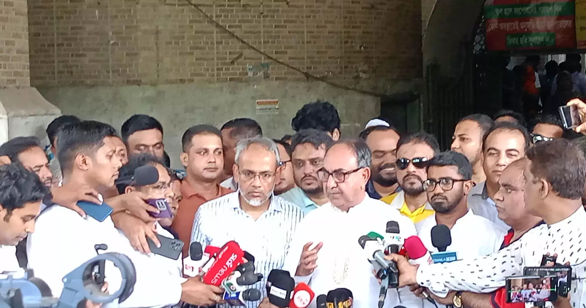 Mirza Abbas says attack on Nur deliberate, urges treatment abroad