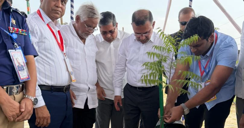 PM launches Dhaka-Aricha highway greening drive
