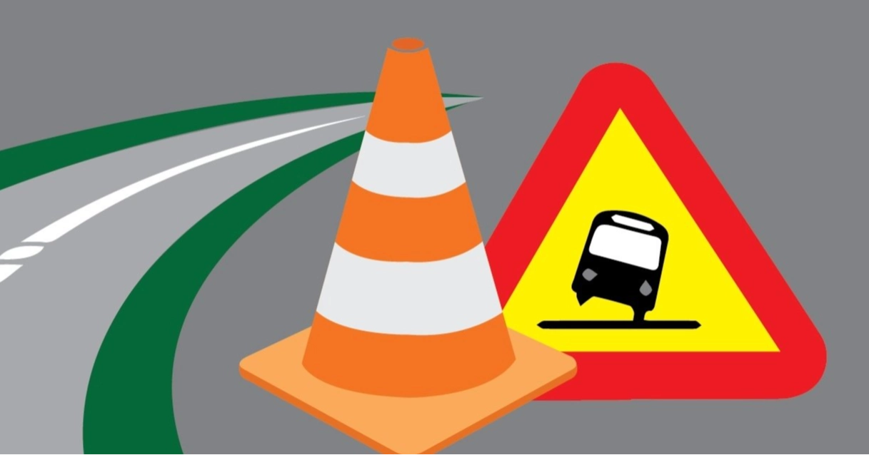 Man, grandson killed as timber-laden van overturns in Sherpur