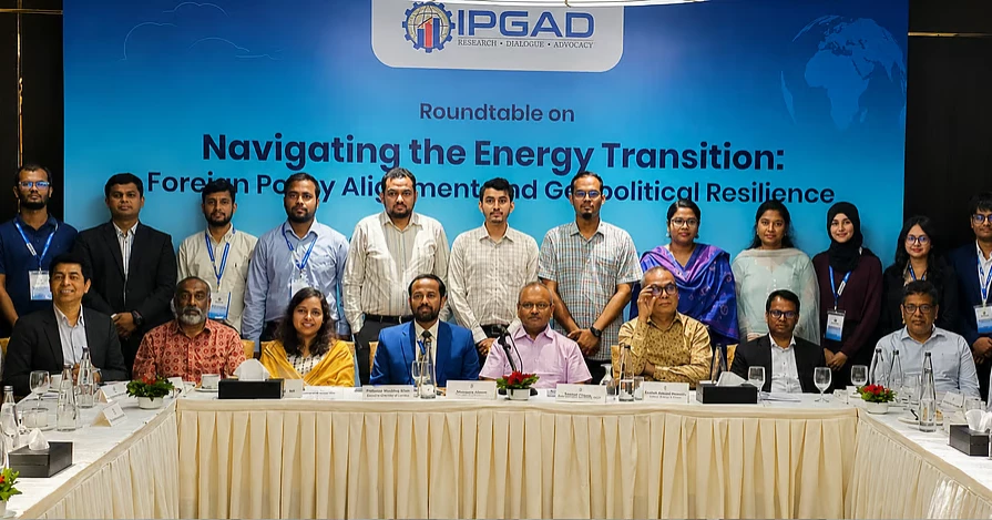 Experts urge Bangladesh to scrap unfair energy deals, use domestic resources