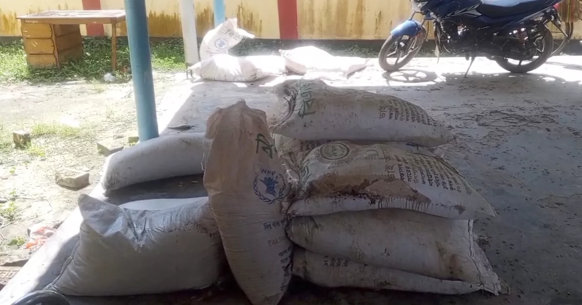 54 fertiliser sacks go missing from Chuadanga agriculture office