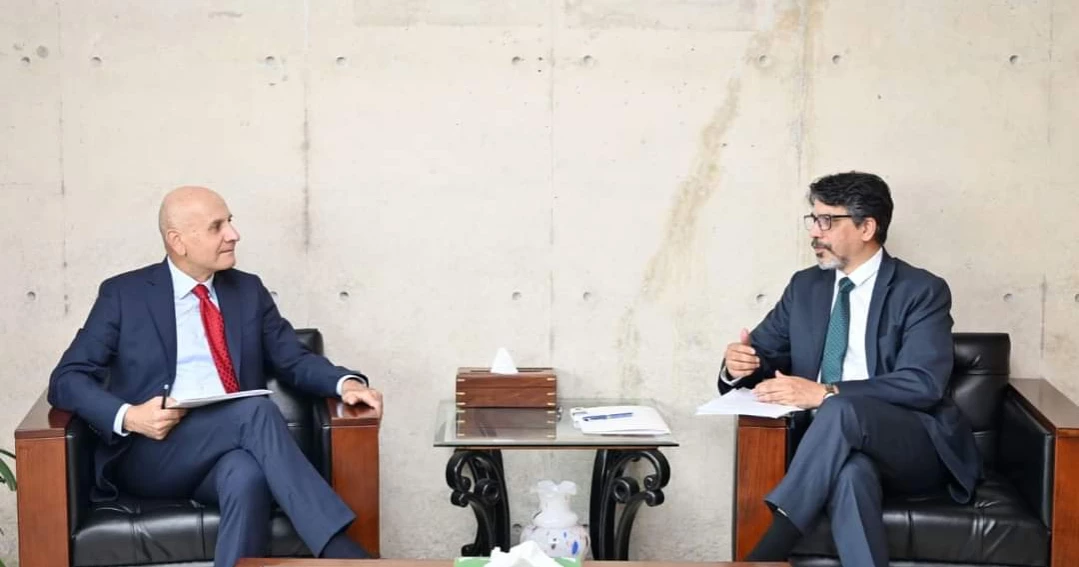 Italian Ambassador requested to resolve outstanding work visa applications at an early date