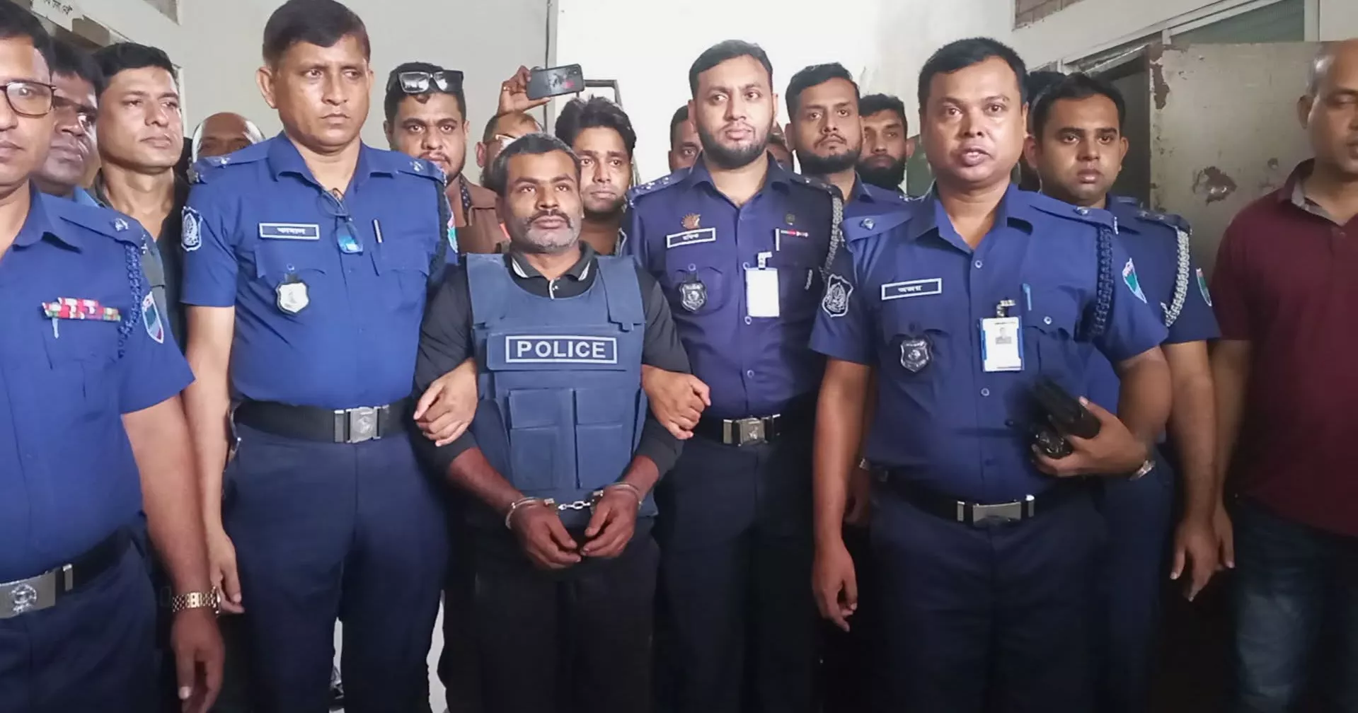 Man sentenced to death, 29 days after raping and murdering minor girl in Narail