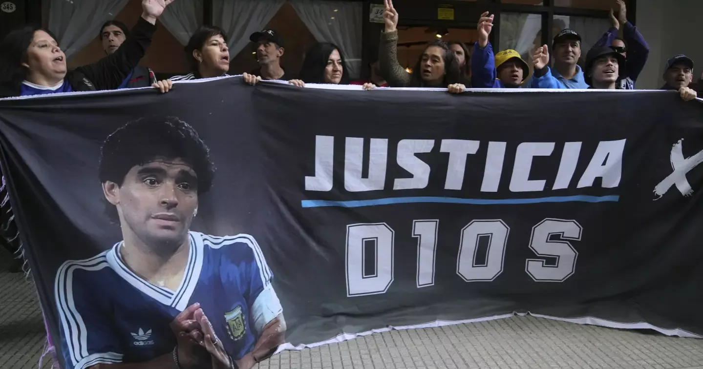 Doctors testify Maradona should not have undergone surgery before his death