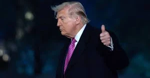 Gulf nations privately press US President to extend war effort against Iran