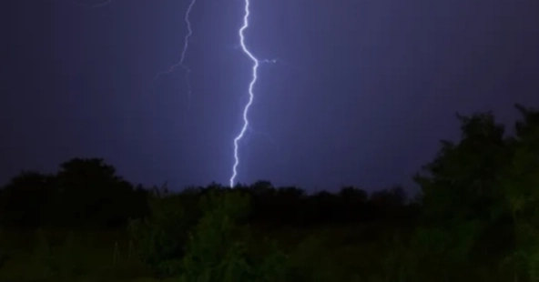 Lightning kills 2 in Bagerhat