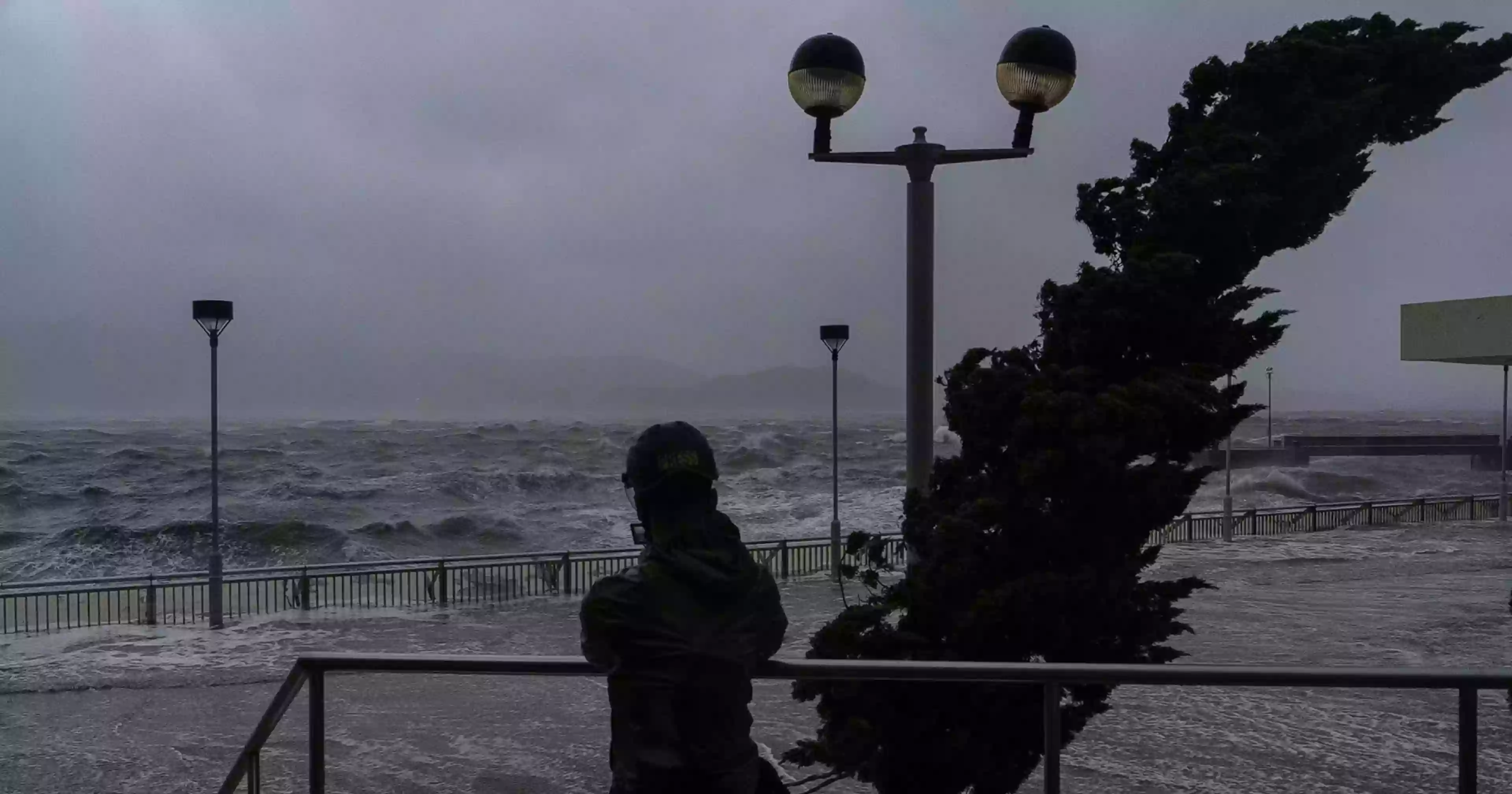 Ragasa kills at least 18 in Taiwan and Philippines