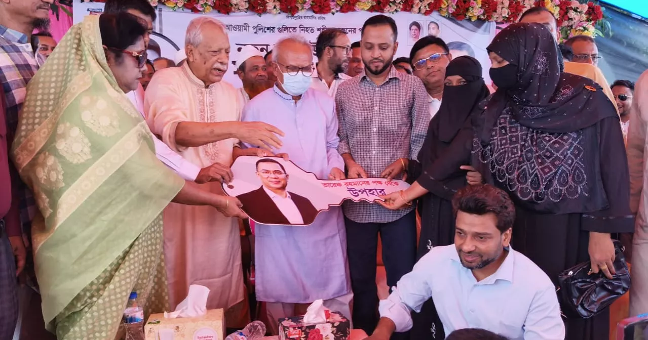 'Amra BNP Poribar' hands over new homes to six families