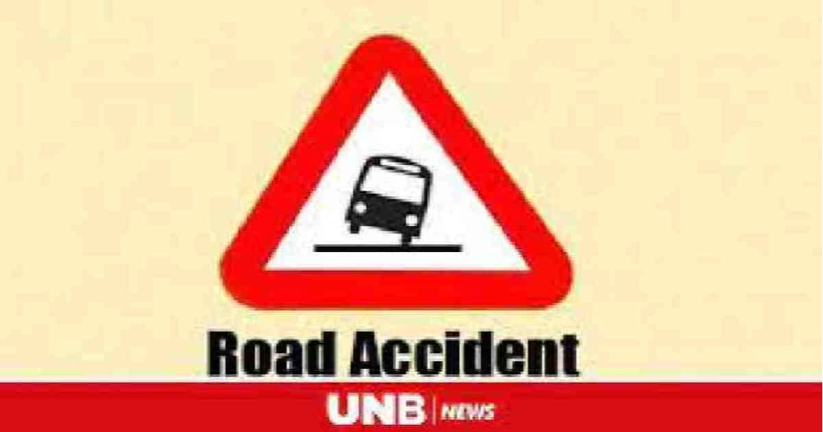 2 killed as bus collides with CNG