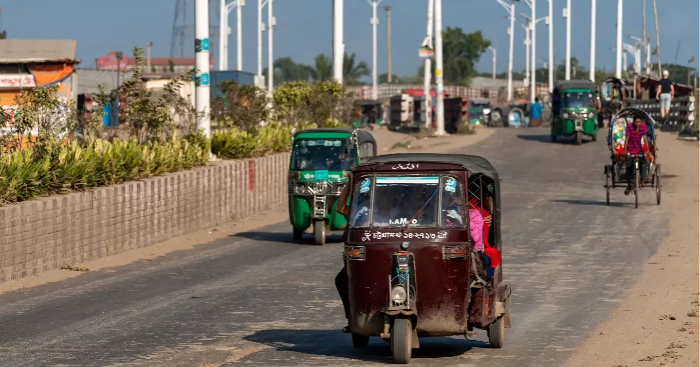 Dhaka’s air turns ‘moderate’ this morning