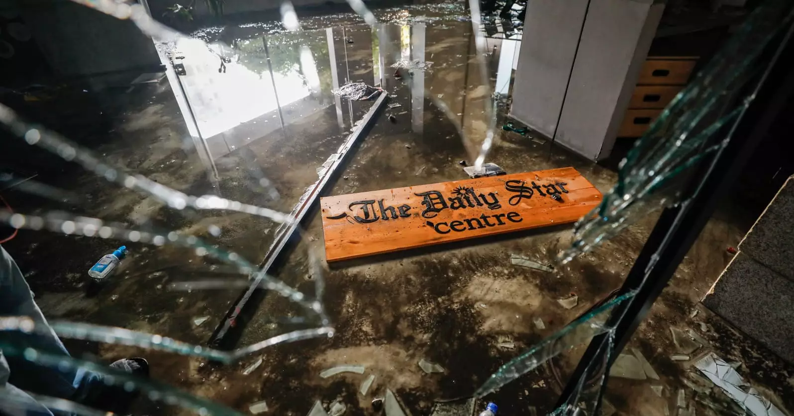 350-400 sued over attack on the Daily Star building