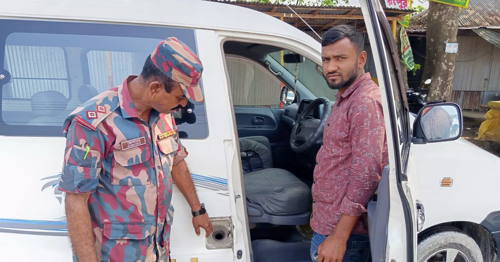 Teesta Battalion steps up drive against fuel smuggling at Lalmonirhat border