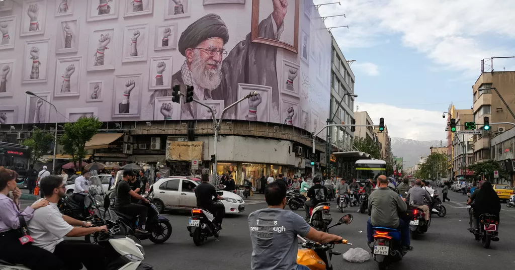 Trump says Iran ceasefire on ‘life support’ after rejecting new proposal