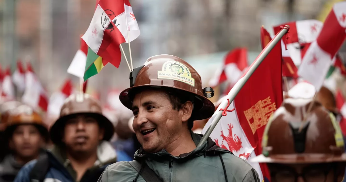 Bolivian workers rally against fuel subsidy cuts amid economic strain