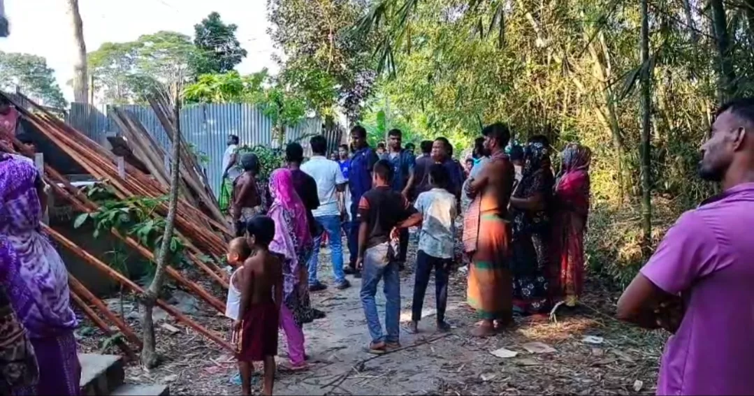 One killed in violent clash over harassment of female madrasa students in Faridpur