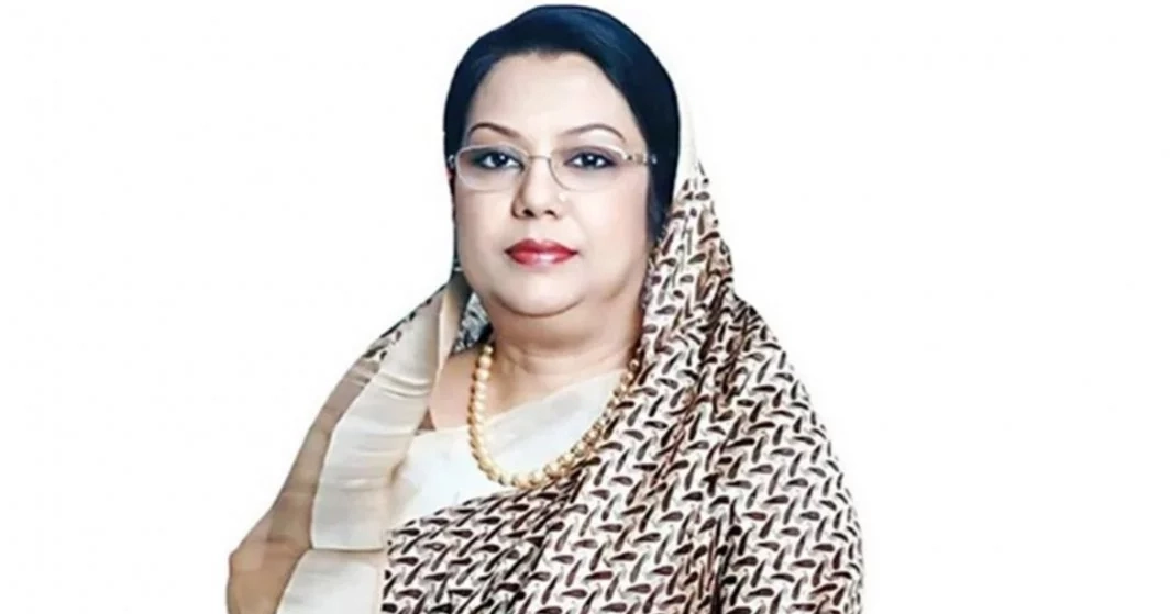 Minister for establishing beachside health centres