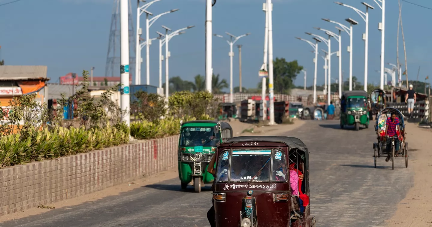 Dhaka experiences ‘moderate’ air quality for long