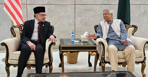 Prof Yunus to meet Malaysian PM in Putrajaya Tuesday to boost cooperation in key sectors