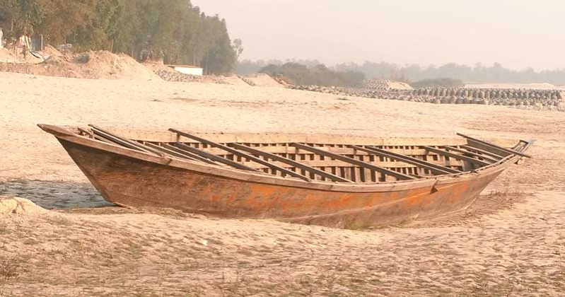 Drying rivers spur farming dreams, worries fishermen in Kurigram
