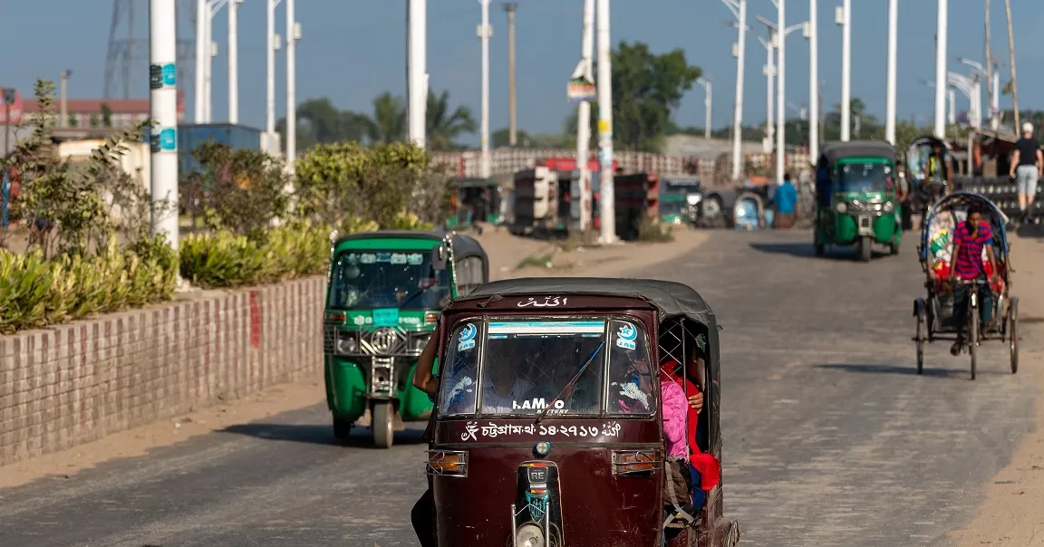 ‘Moderate’ air quality continues in Dhaka
