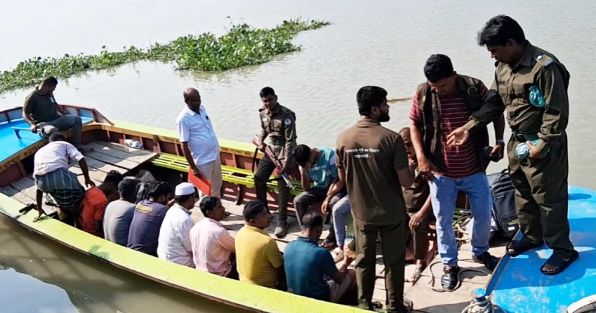 9 held with 230 tonnes of coal in Sundarbans over smuggling