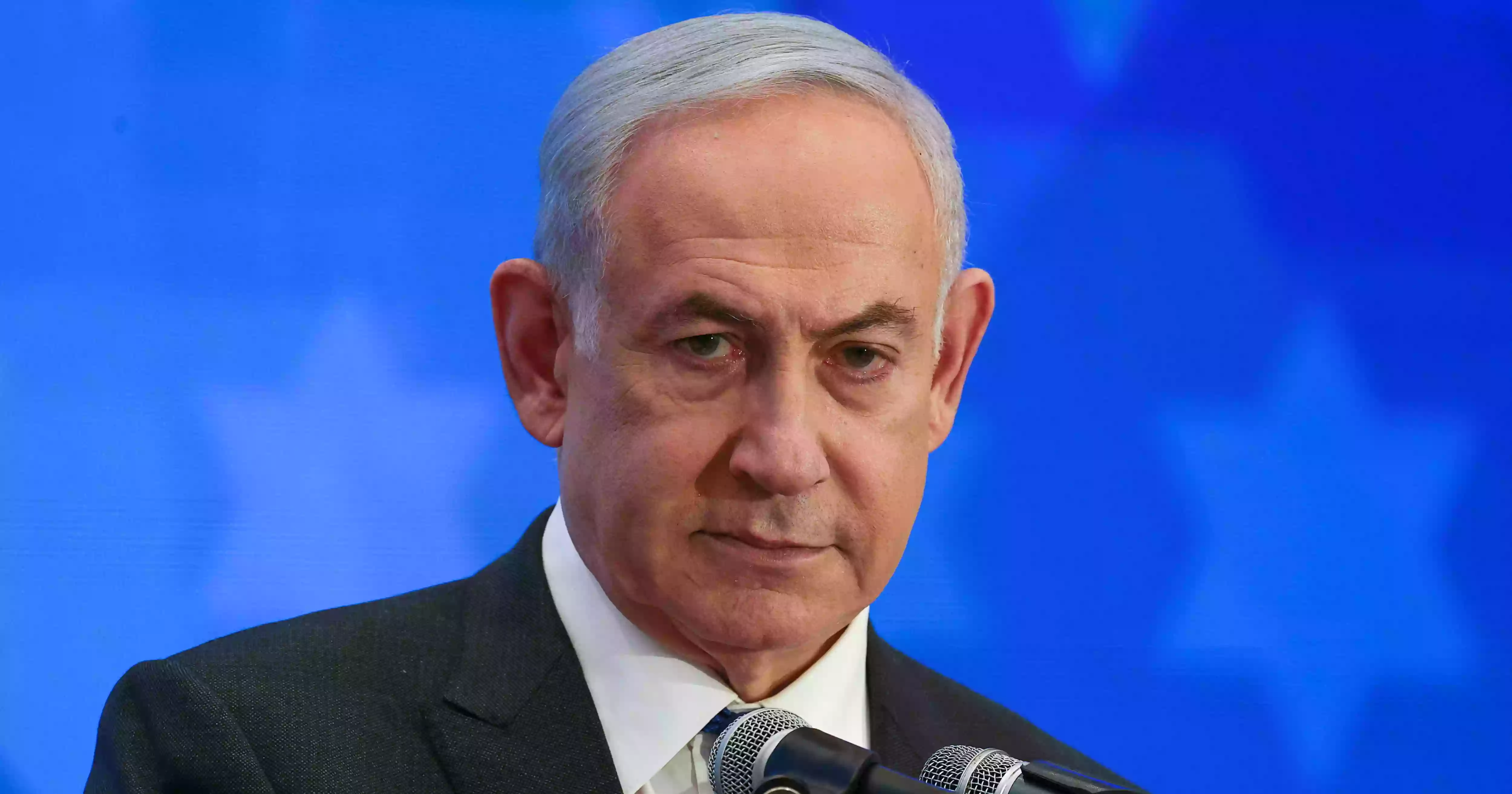 Netanyahu seeks presidential pardon to halt corruption trial