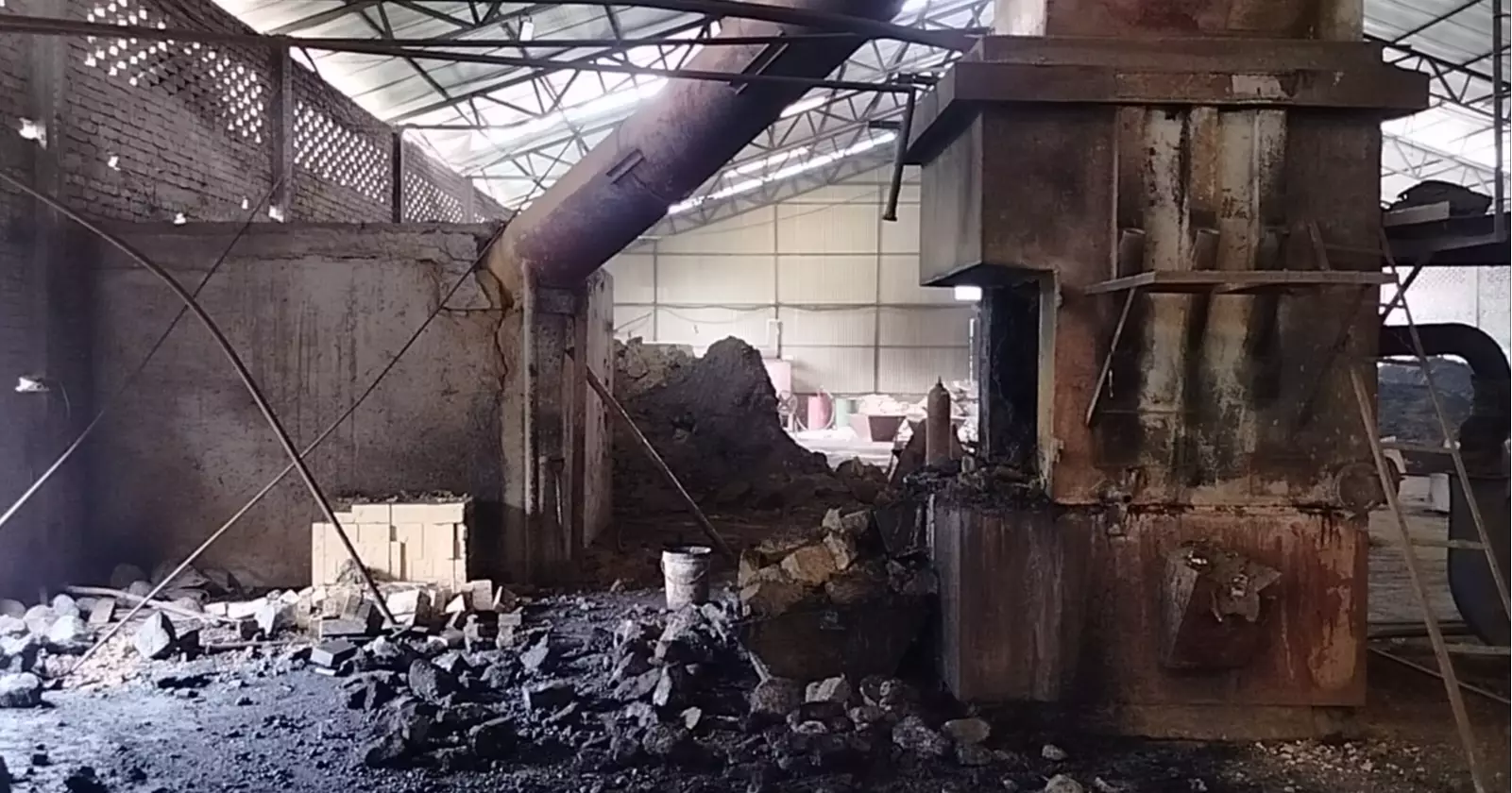 7 workers burnt in Narsingdi factory fire