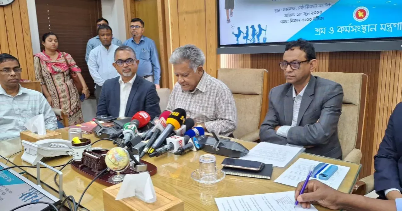 Employment exists only on ministry’s title: Adviser Sakhawat