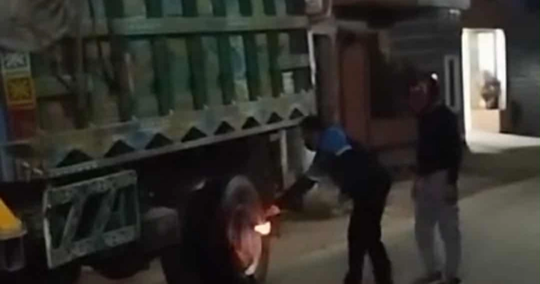 Truck set fire in Kushtia