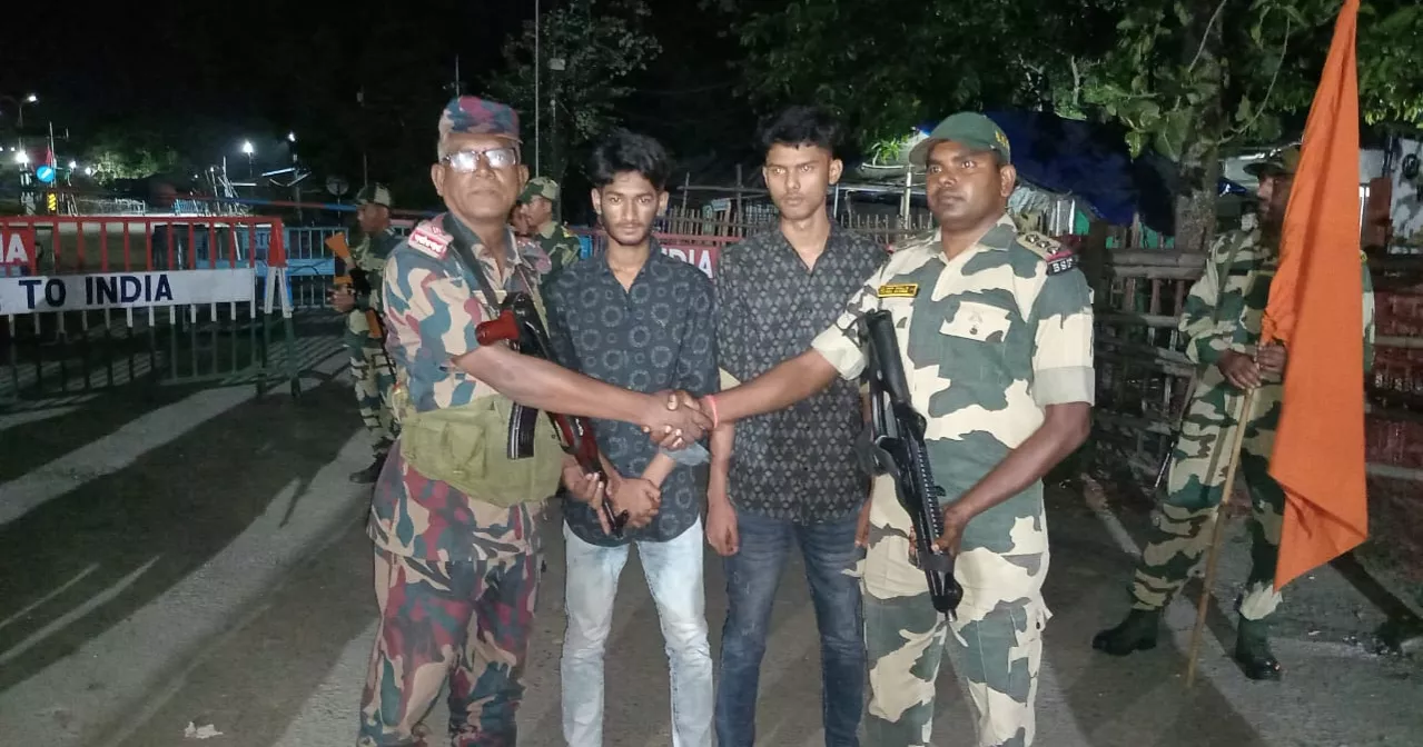 2 Bangladeshis return home after being picked up by BSF from Lalmomirhat border