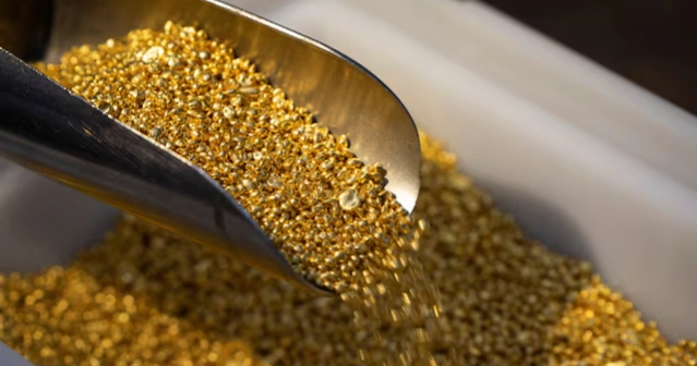 Gold price up by Tk 2,507 per bhori in Bangladesh