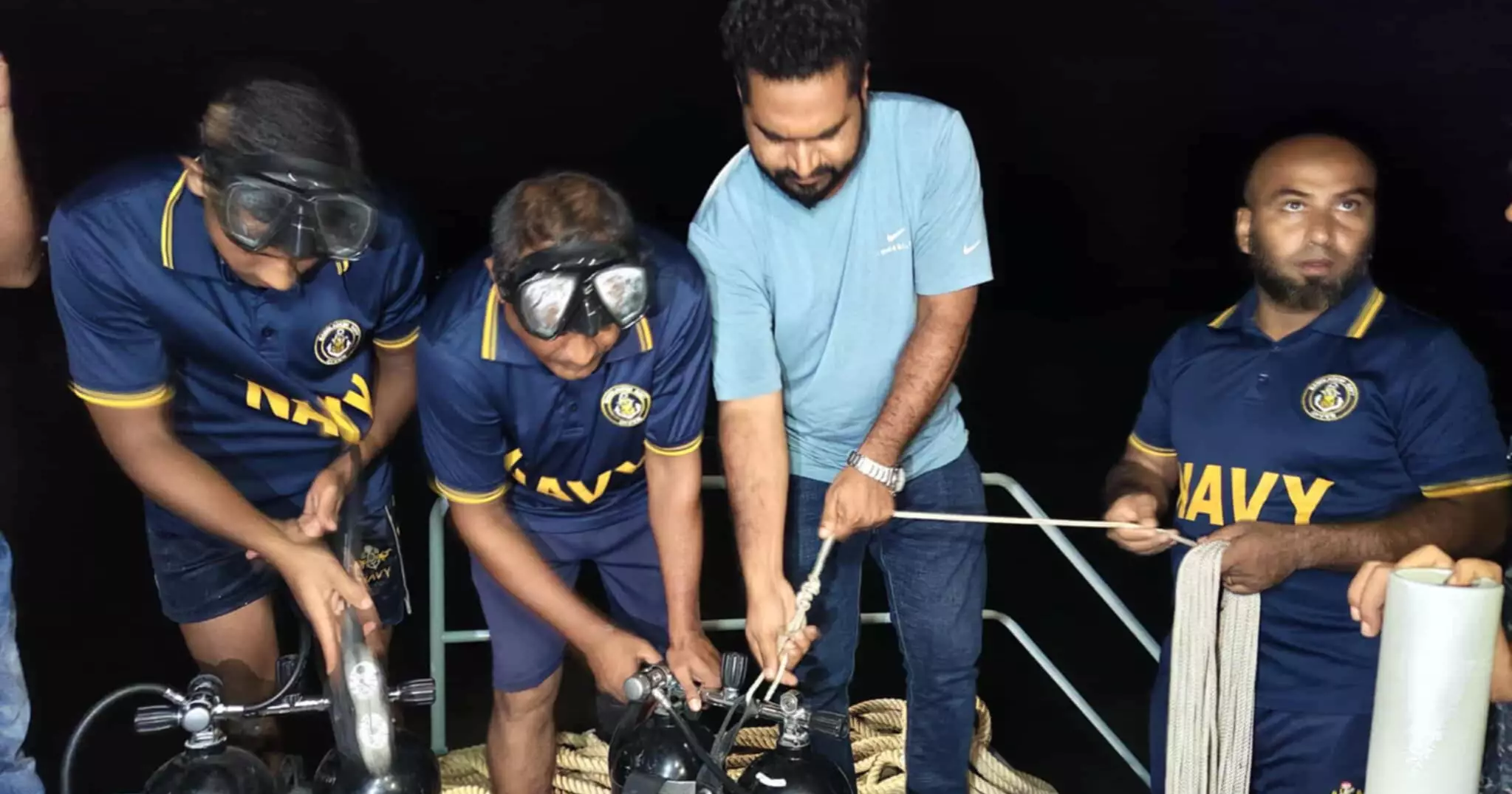 Teenager missing as ferry, trawler collide in Khulna